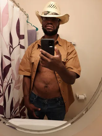 OnlyFans account  turtleman28 header 2