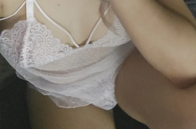 OnlyFans cuenta babyyelestte header 2