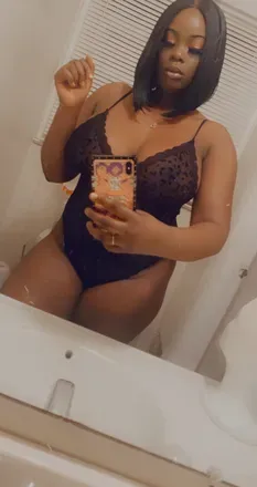 OnlyFans cuenta kat_dollaz header 2