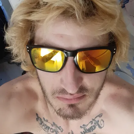 OnlyFans cuenta gentle-giant header 1