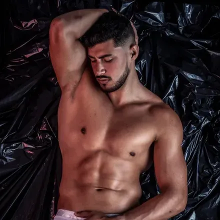 OnlyFans cuenta romenezes avatar 1