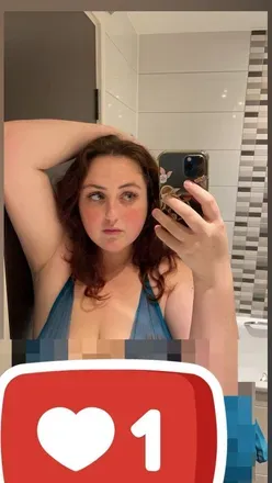 OnlyFans account  violetsinclare avatar 1