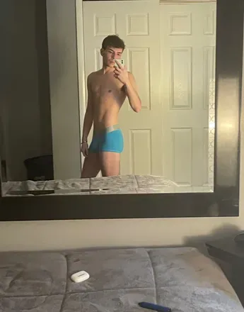 OnlyFans cuenta shybottomboi99 avatar 1