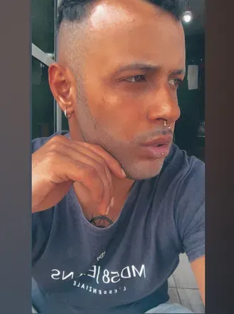 OnlyFans account  alexusrom avatar 1