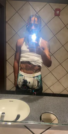 OnlyFans of alwyztrntt