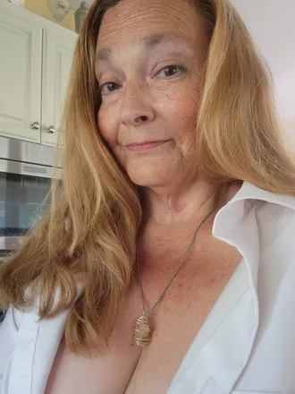 OnlyFans of professionalfacesitter