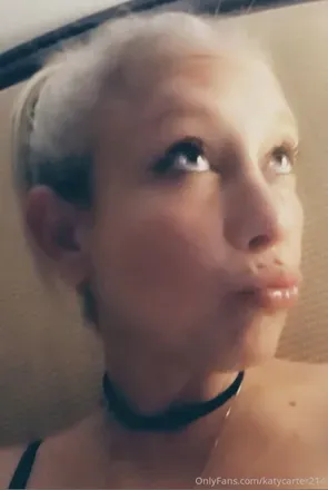 OnlyFans cuenta katycarter214 avatar 1