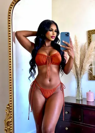 OnlyFans cuenta petitekattleyaxo avatar 1