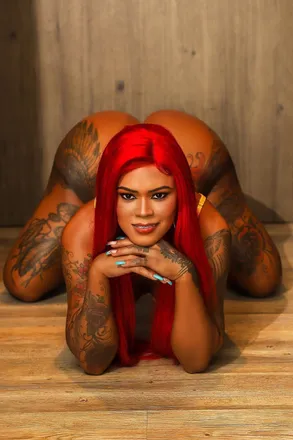 OnlyFans cuenta tamarareis header 2