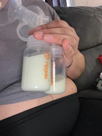 OnlyFans cuenta milkingmemommy header 2