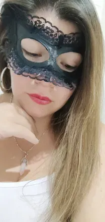 OnlyFans account  piamoom avatar 1
