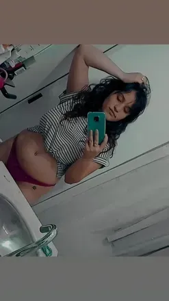 OnlyFans account  flora73 avatar 1