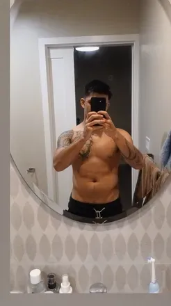 OnlyFans cuenta ilyw.teo avatar 1