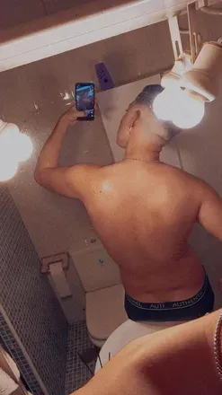 OnlyFans cuenta nikkito1 header 2