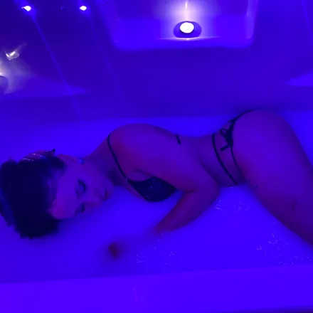 OnlyFans cuenta tastybijou header 2