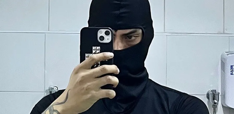 OnlyFans account  alejandroguerra header 2