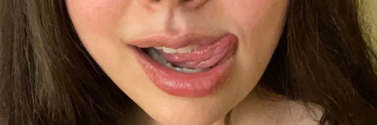OnlyFans cuenta alannahyo header 2