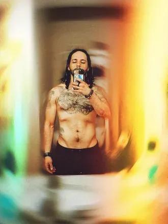 OnlyFans account  cheekchill avatar 1