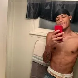 OnlyFans cuenta undacoverfucker avatar 1