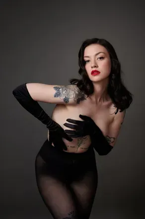 OnlyFans cuenta lilylaroy avatar 1