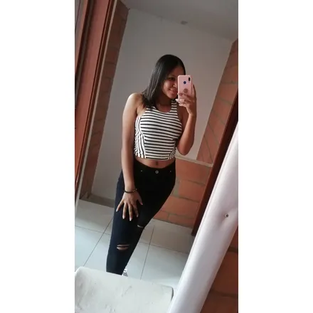 OnlyFans account  roxana15 header 2