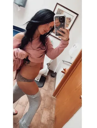 OnlyFans cuenta winemom0003 avatar 1