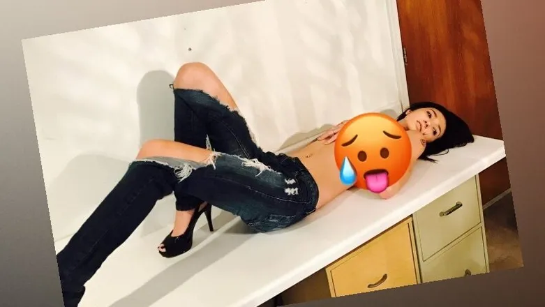 OnlyFans account  sexysexylexi header 2
