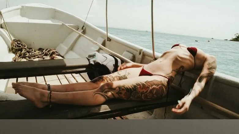 OnlyFans cuenta valyturner header 2
