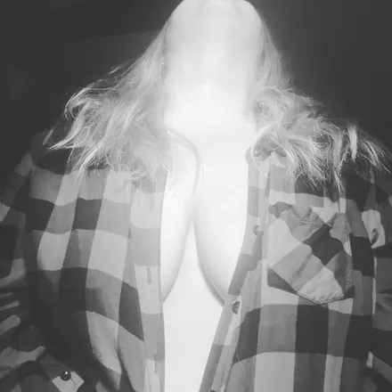 OnlyFans cuenta ashnicole09 header 2