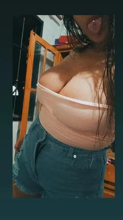 OnlyFans cuenta barby_22 header 2