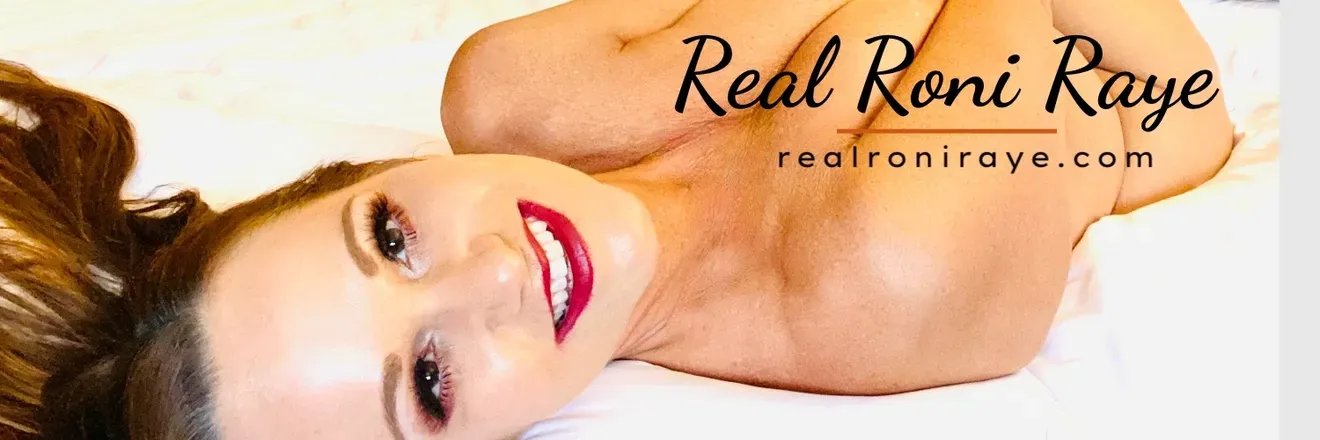 OnlyFans account  realroniraye header 2