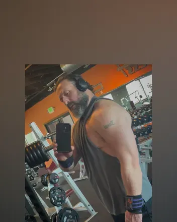 OnlyFans cuenta jessestavano avatar 1