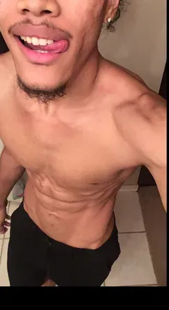 OnlyFans cuenta royallanding avatar 1