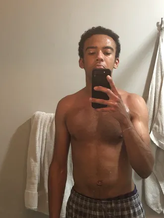OnlyFans cuenta allennick header 2