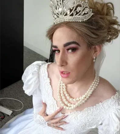 OnlyFans account  sissybride avatar 1
