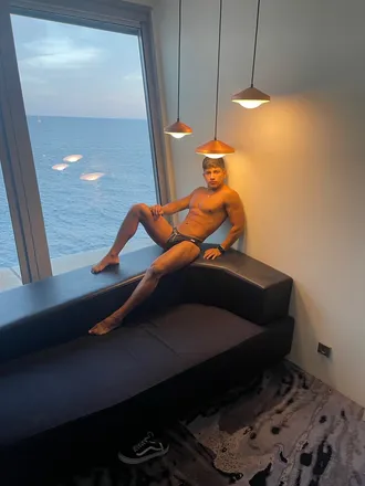 OnlyFans cuenta yeisonlj header 2