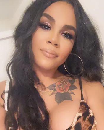 OnlyFans cuenta mixedbeauty20 header 2