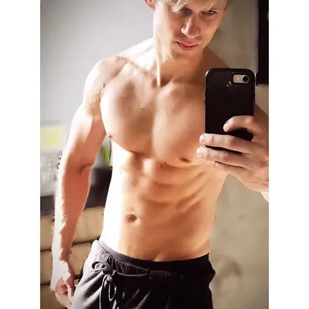 OnlyFans account  devononearth avatar 1
