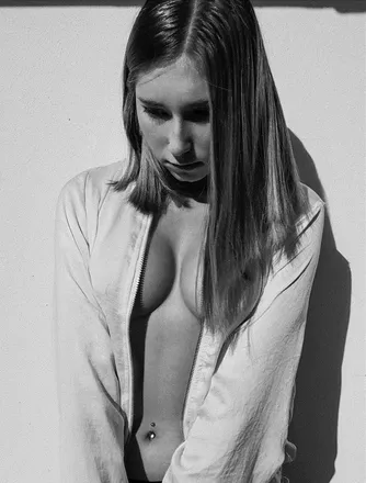 OnlyFans cuenta skyeleppan header 2