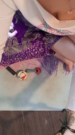 OnlyFans cuenta awkwardyogi header 2