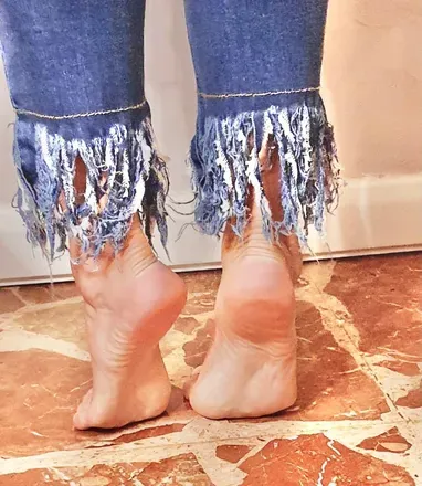 OnlyFans account  honey_sweet_feet_girl avatar 1
