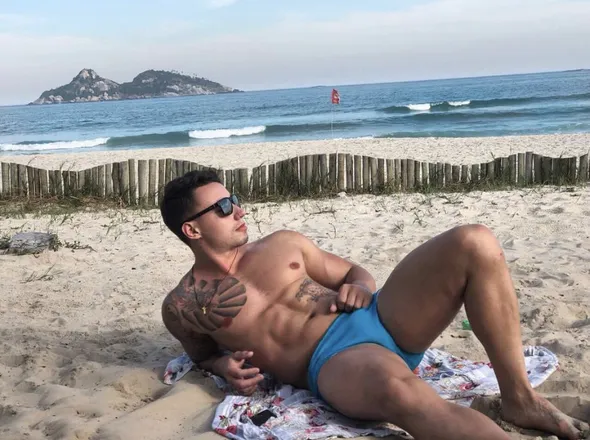 OnlyFans cuenta italogh15 header 2