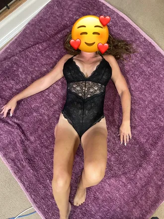 OnlyFans cuenta hotwife_autumn header 2