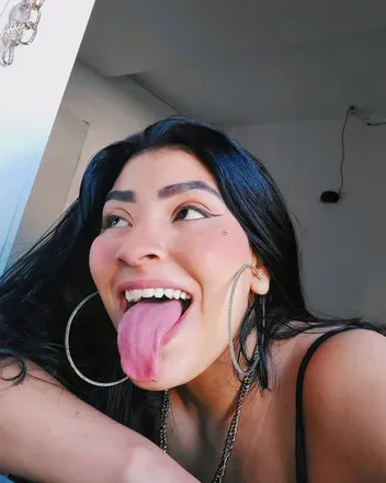 OnlyFans account  likacristiny avatar 1