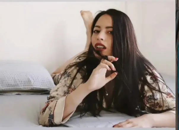 OnlyFans cuenta miilena11 header 2
