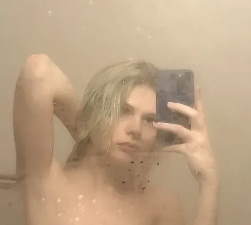 OnlyFans cuenta julie384 avatar 1