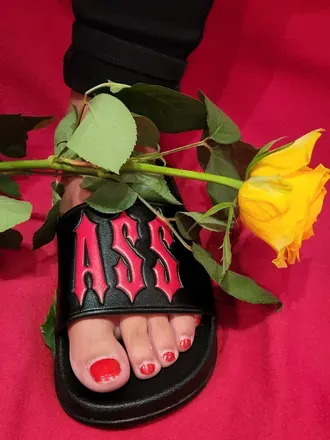 OnlyFans cuenta sweetlittlefoot1 avatar 1