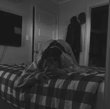 OnlyFans account  yourbabyygirll01 header 2