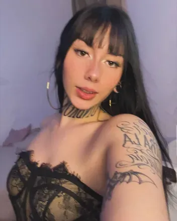 OnlyFans cuenta emilynooirvip avatar 1