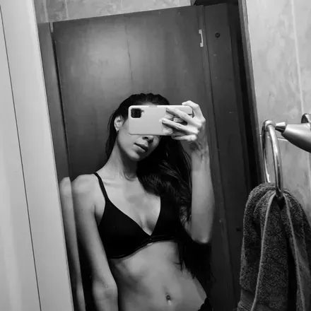 OnlyFans account  lau-sofiav avatar 1